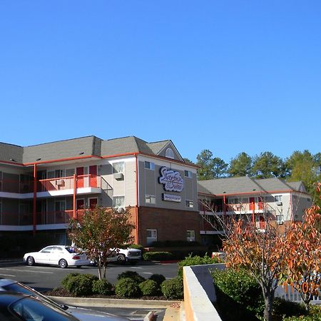 Stay Inn & Suites - Stockbridge Exterior photo